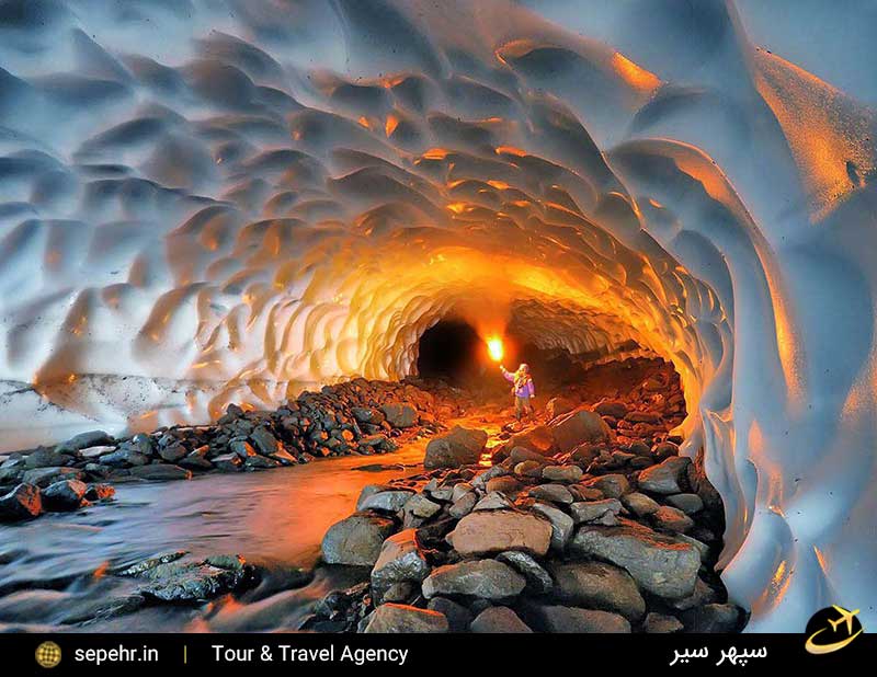 غار یخی کامچاتکا یکی از شگفت انگیزترین و عجیب ترین غارهای دنیا