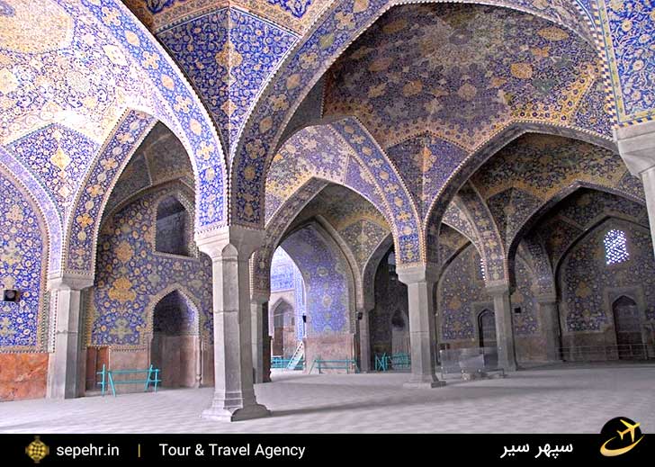 بازدید از مسجد امام در اصفهان
